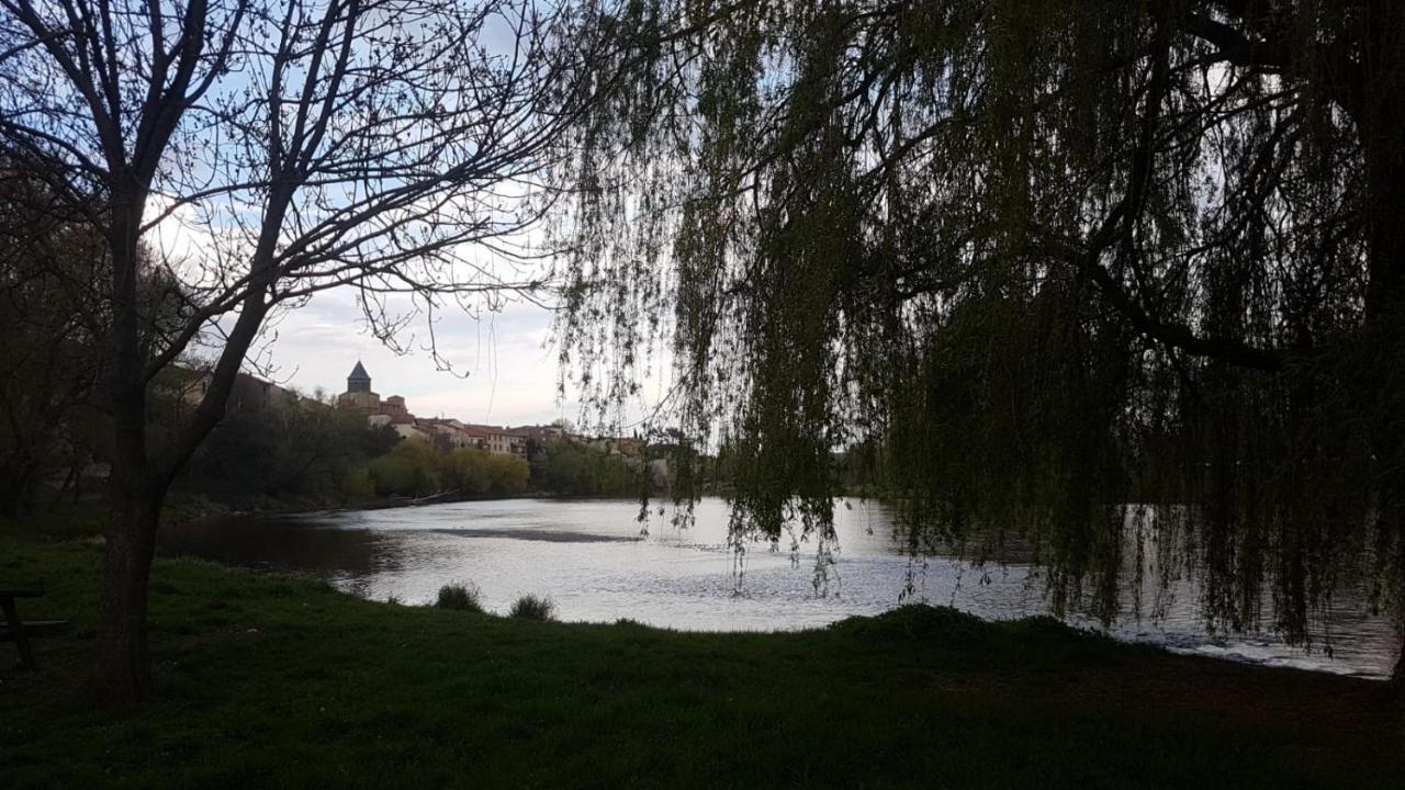 La chambre de Léon Pont-du-Château Esterno foto
